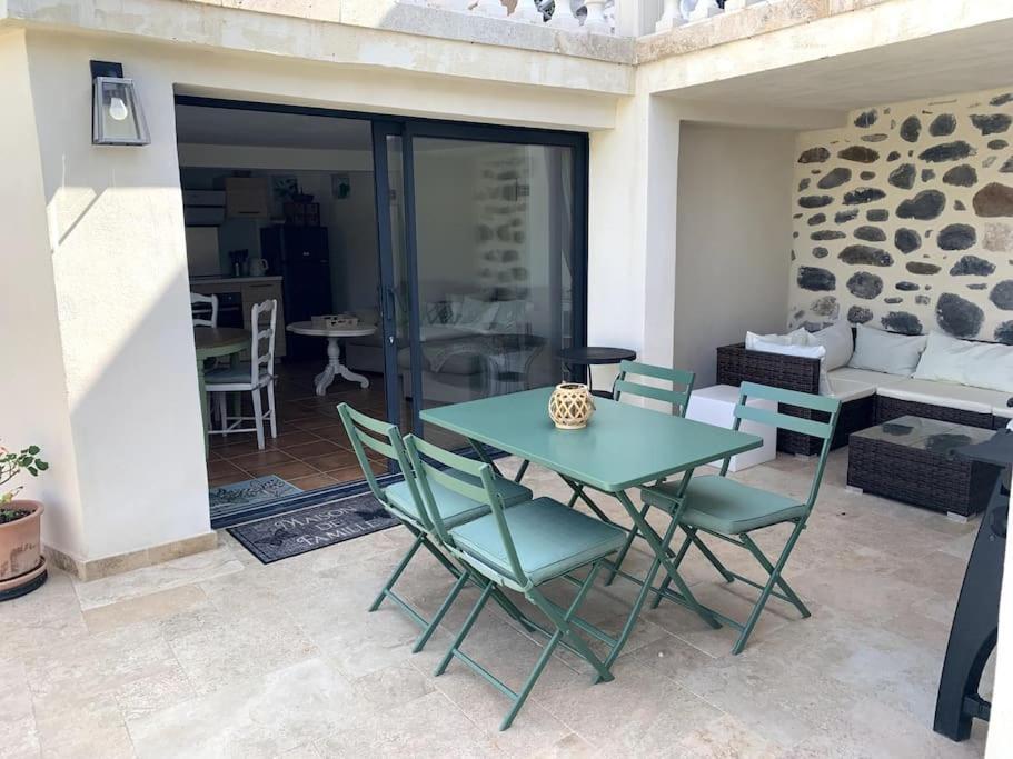 Appartement Bas De Maison Lavilledieu  外观 照片